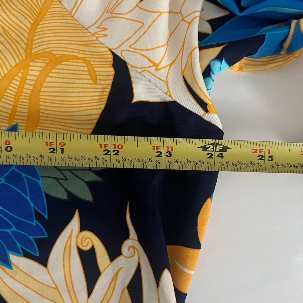 Lands End Sz 1X UPF 50 Top Blue Floral Long Sleeve Rash Guard Swim Pool Vacation - Picture 5 of 8